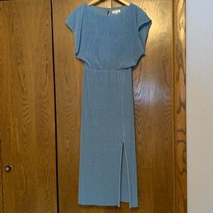 {Mila Mae} EUC! Blue Dress